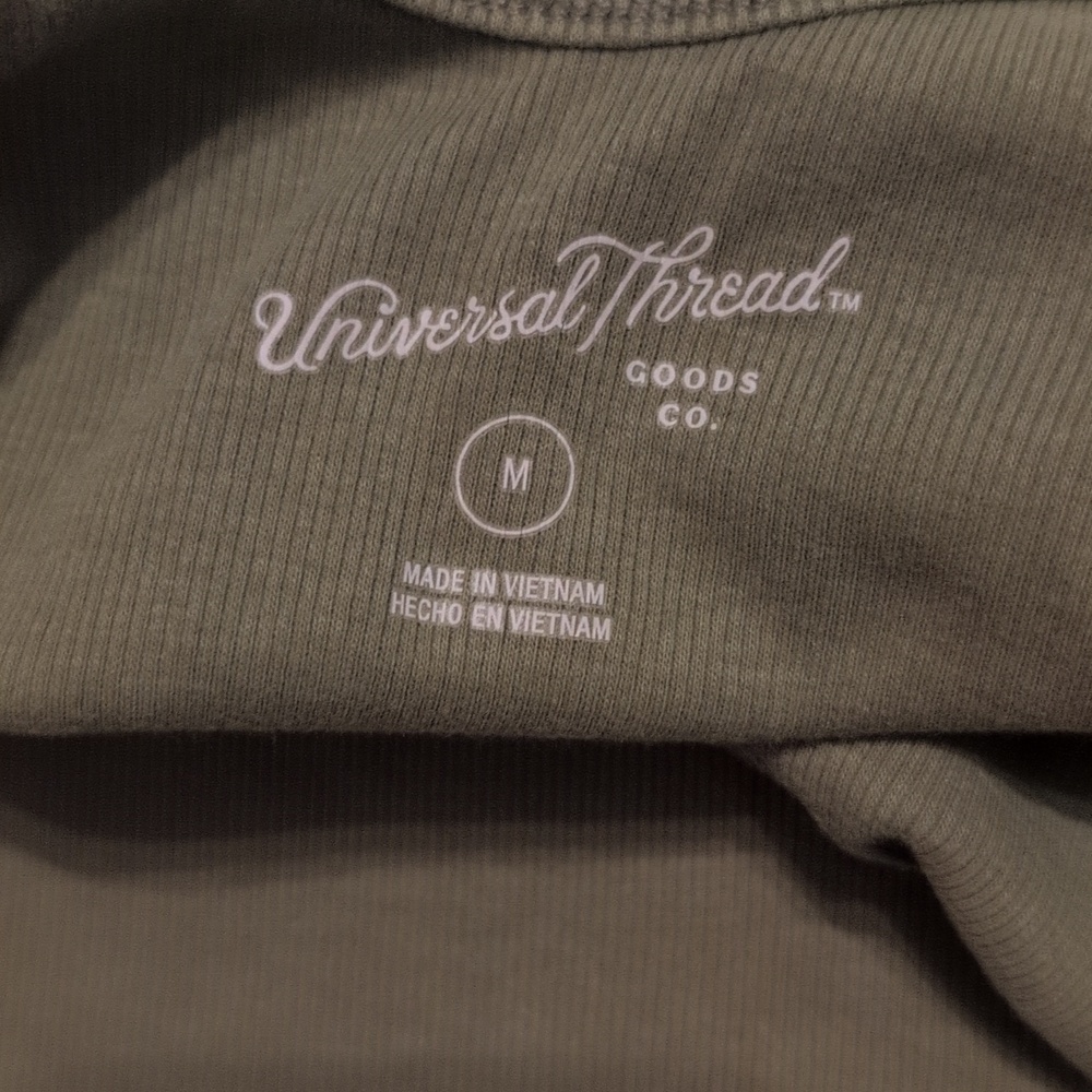 Universal Thread Green Camisole - Picture 5 of 5